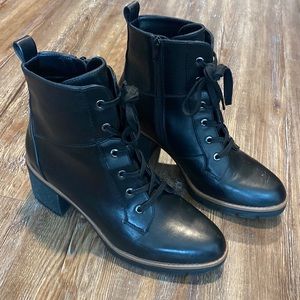 Soul Naturalizer military bootie size 9.5